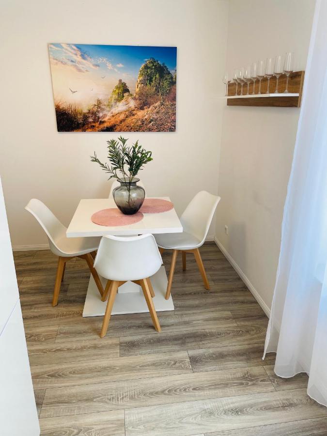 Prime Host Balcony Apartment Karlsruhe Exteriör bild